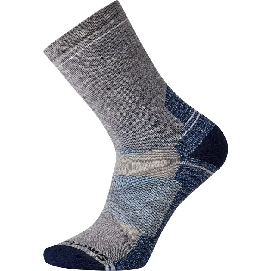 Hiking Socks (What Makes the Best Socks?)