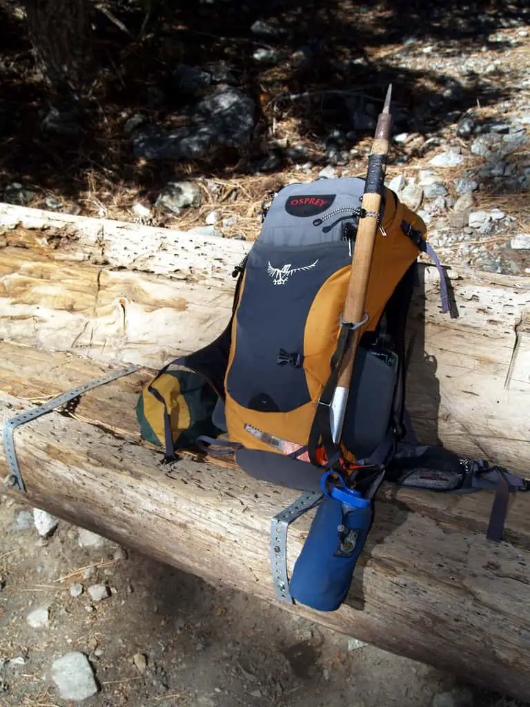 12 Hiking Gear Essentials For Your Day Hike HikingInk