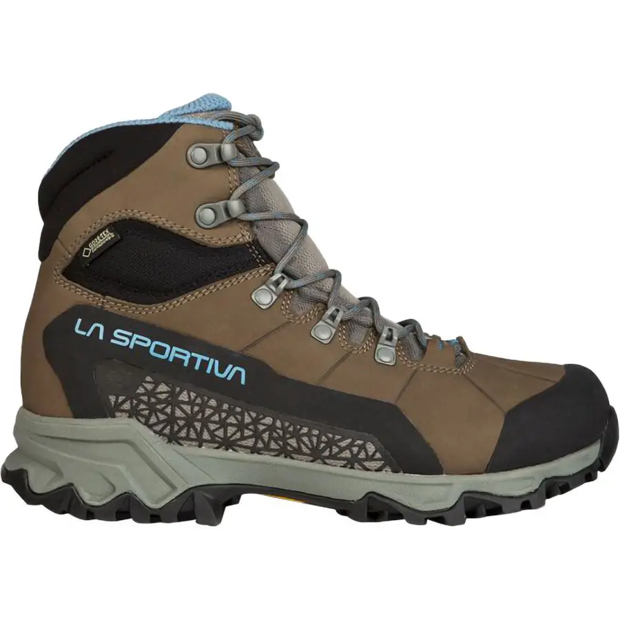 womens lightweight hiking boots